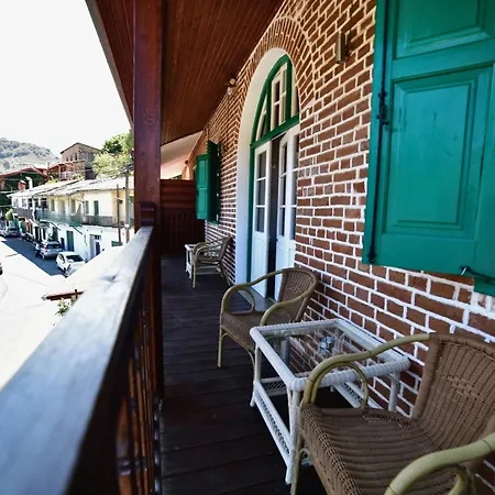 アパート Laouri Traditional 2-bedroom In Kalopanayiotis