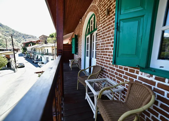 アパート Laouri Traditional 2-bedroom In Kalopanayiotis