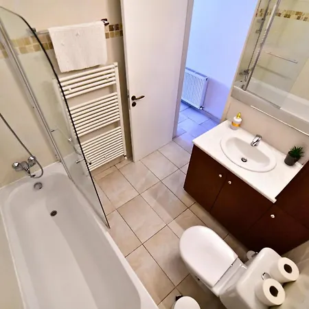 Laouri Traditional 2-bedroom In Kalopanayiotis