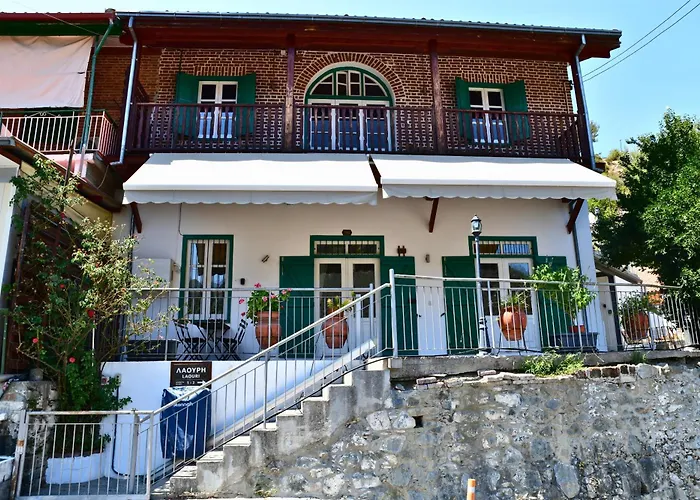 Apartmán Laouri Traditional 2-bedroom In Kalopanayiotis
